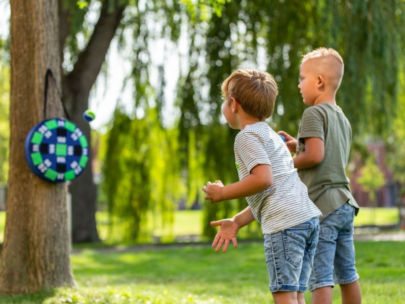 outdoor play garden darts 8